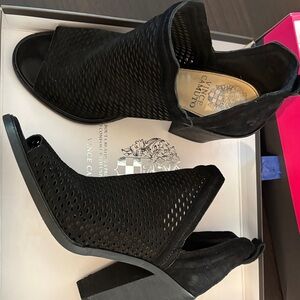 Vince Camuto Black Mesh Peep-Toe Mules good condition